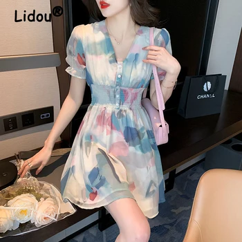 2022 Весенне-летнее Новое Роскошное шифоновое платье с цветочным рисунком, Нишевый дизайн, Элегантное платье трапециевидной формы в корейском стиле, платье с коротким рукавом и V-образным вырезом
