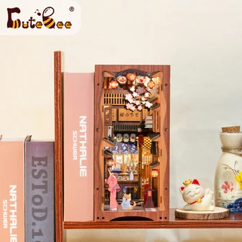 ​Cutebee DIY Книжный уголок Сакура Миниатюрный кукольный домик Книжная полка Вставка Японский Деревянный Форзац 3D Освещение Здание для детских подарков